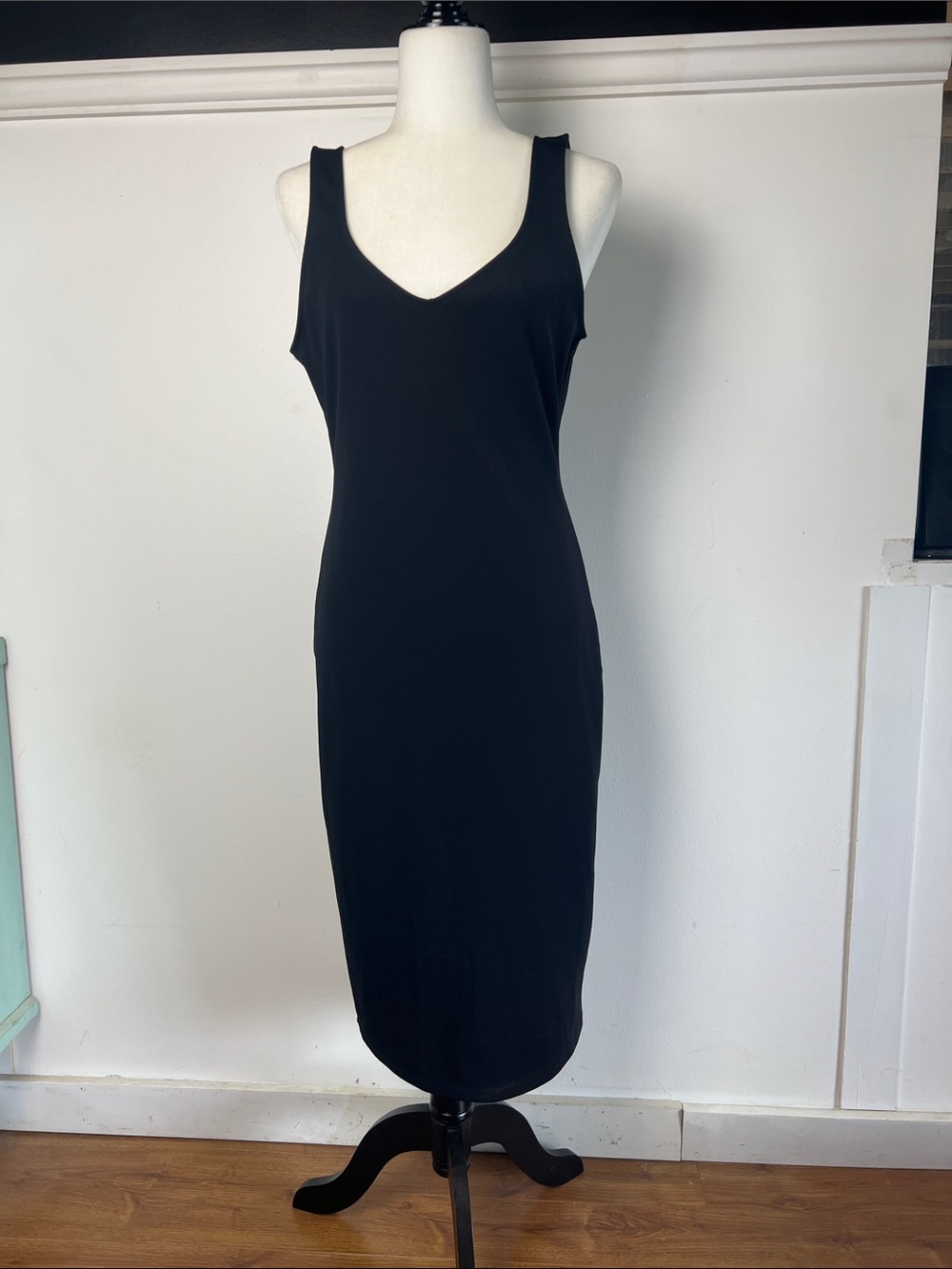 Babaton Beverly Black Dress Sleeveless Low V-Neck Back Bodycon Midi Aritzia